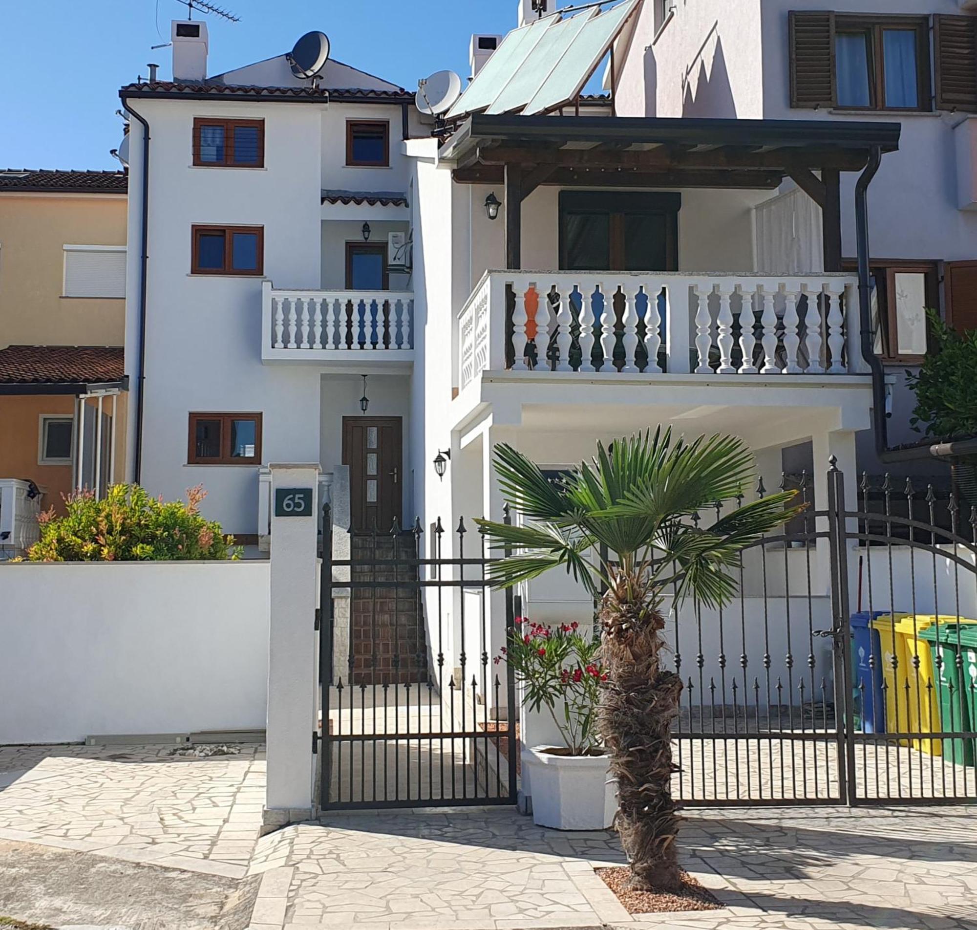 Apartments Dejana Štinjan المظهر الخارجي الصورة